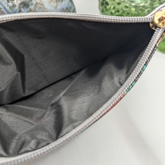 Colorful Metallic embossed wristlet /pouch - Picture 4 of 4